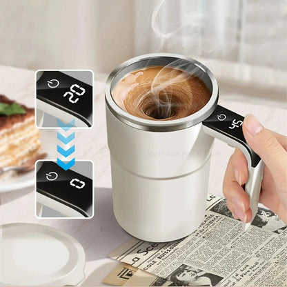 Taza de café con mezclador eléctrico automático