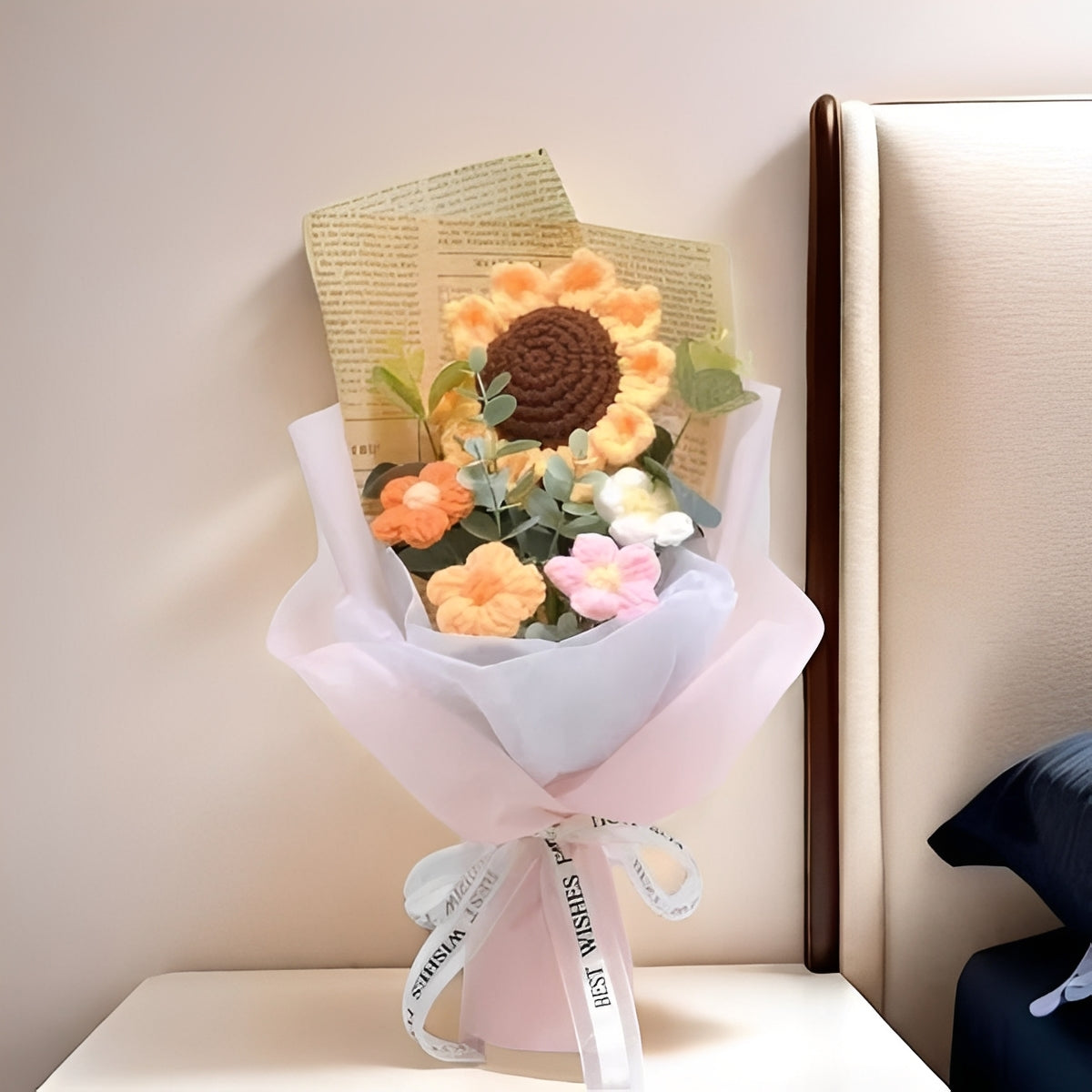 Hermoso arreglo de regalo de flores de ganchillo floral