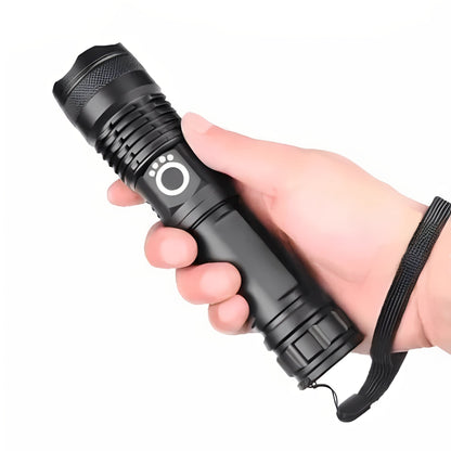 Linterna LED portátil con luz brillante focalizable