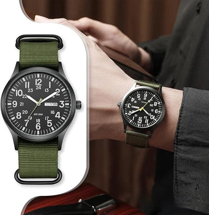 Reloj deportivo para hombre resistente al agua y a los golpes
