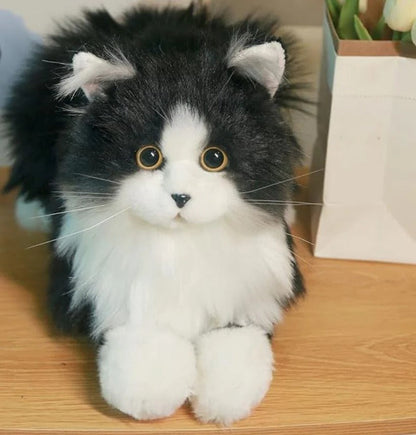 Compañero reconfortante | Gato de peluche realista con textura suave | Ideal para la relajación y el confort
