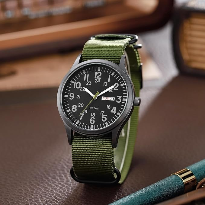 Reloj deportivo para hombre resistente al agua y a los golpes
