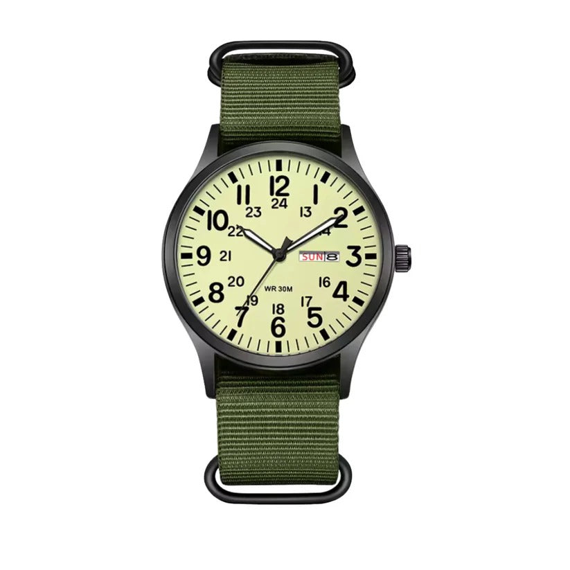 Reloj deportivo para hombre resistente al agua y a los golpes