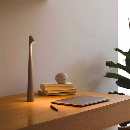 Portable Metal Office Lamp with Adjustable Brightness and USB Port - Ortekor