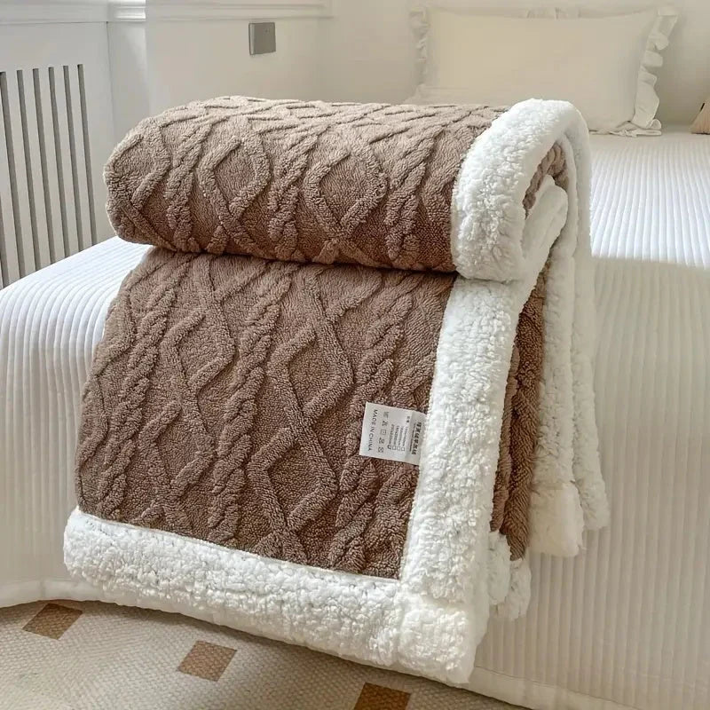 CozyLuxe – Premium Sherpa Snuggle Blanket