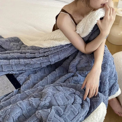 CozyLuxe – Premium Sherpa Snuggle Blanket