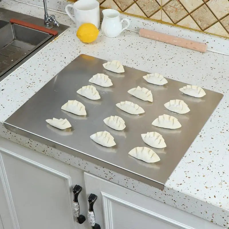 Tabla de cortar de cocina de acero inoxidable con base antideslizante | Diseño duradero e higiénico para una preparación de alimentos segura
