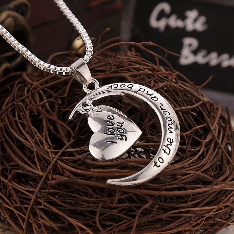 Crescent Moon Heart Pendant Necklace – Silver Alloy Charm for Women & Girls – Romantic Jewelry Gift for Mom Daughter Sister Girlfriend