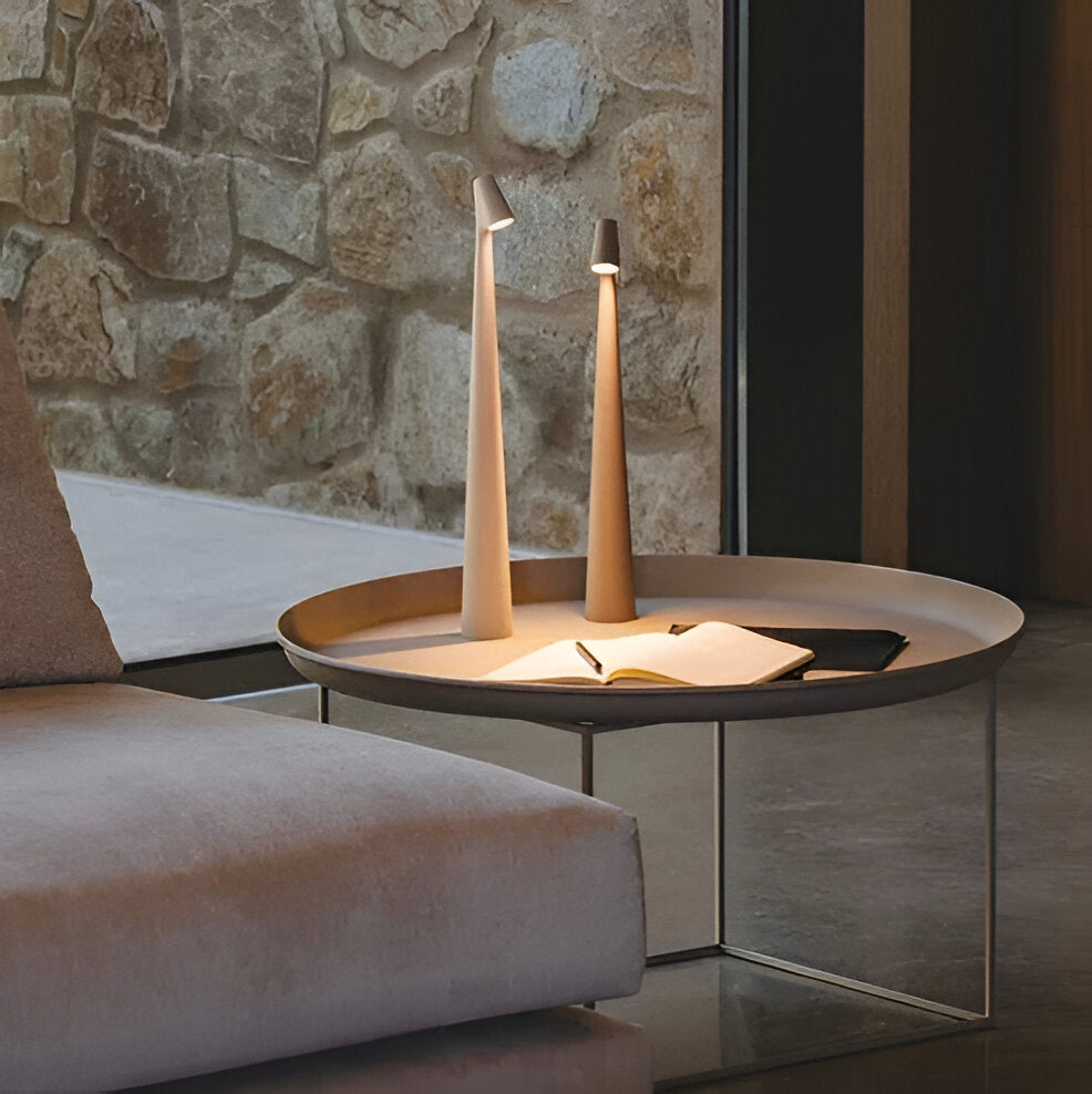 Elegante lámpara de escritorio LED, estilo moderno y sencillo