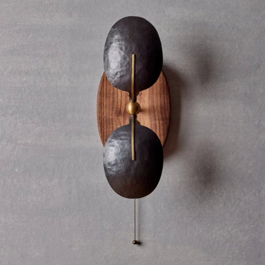 Aplique de lectura de madera y metal con cadena para dormitorio, pasillo y oficina | Lámpara de tarea compacta | Accesorio de pared negro de 20 pulgadas
