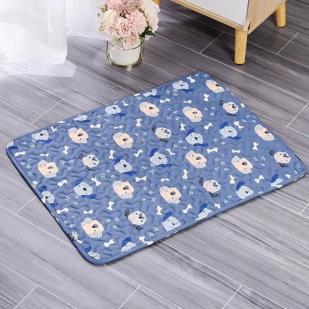 Self-Cooling Pet Bed Mat with Non-Slip Base for Cats & Dogs – Washable Heat-Regulating Fabric, 3 Sizes Available