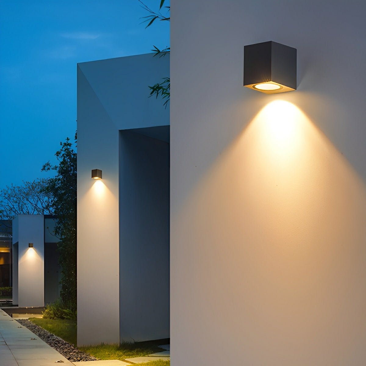 Outdoor LED Uplight Downlight Sconce 6W Aluminum Black Fixture Warm White for Patios Walkways Villa Facades Modern Architectural Accent