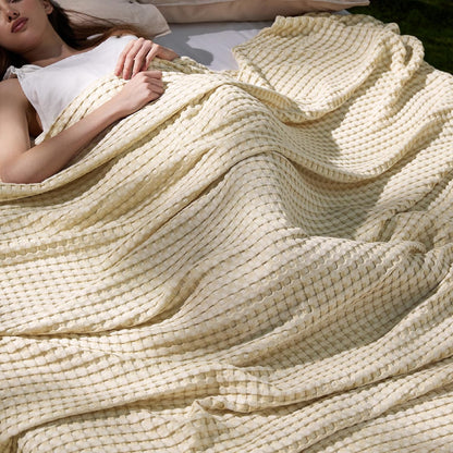 Cozy Haven | Manta de nido de abeja refrescante para cama queen, de algodón y bambú ligero | Manta de verano suave para personas calurosas