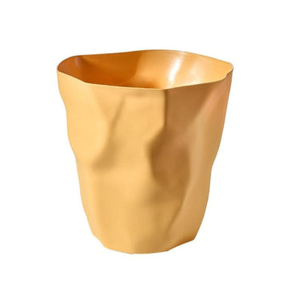 Bote de basura pequeño de plástico blanco de 10.6 pulgadas para baño, dormitorio, escritorio de oficina, tocador, papelera ligera para interiores