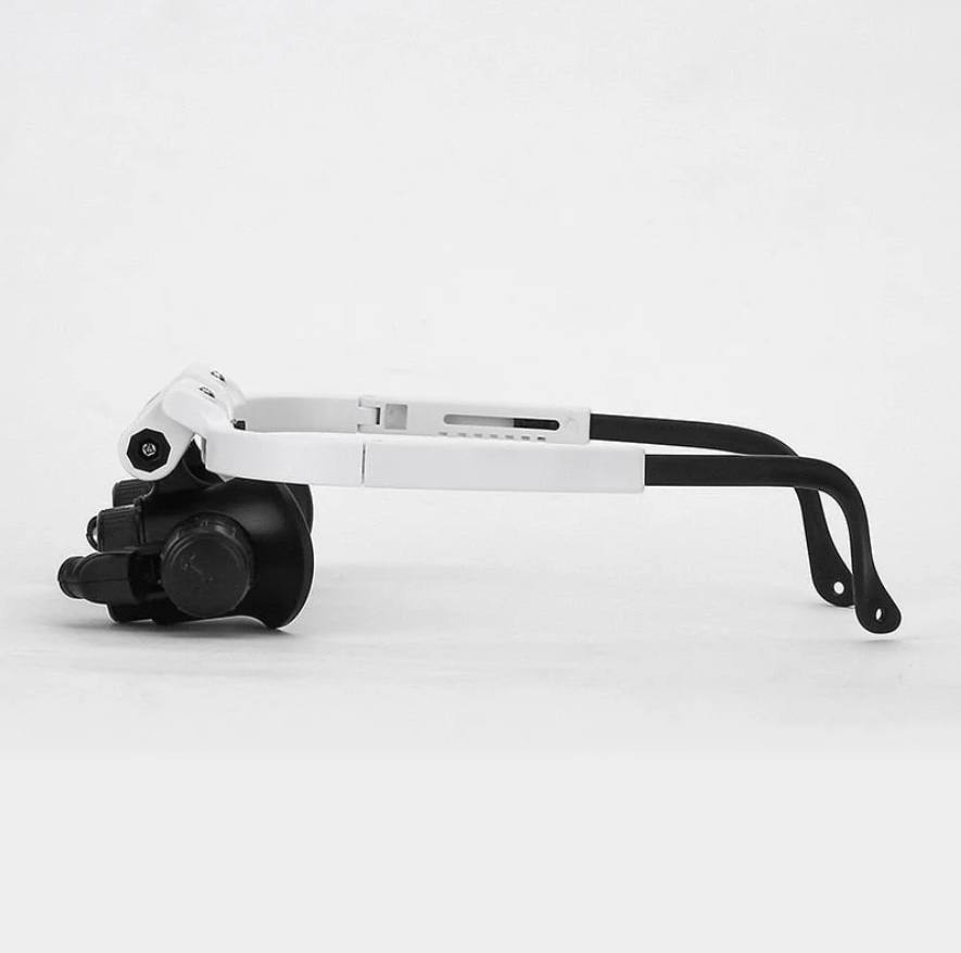 Lupa LED versátil con lentes intercambiables 3X