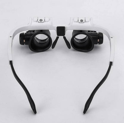 Lupa LED versátil con lentes intercambiables 3X