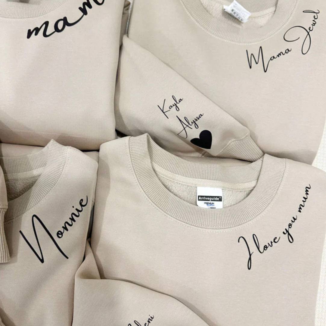 Sudadera personalizable con nombre en la manga