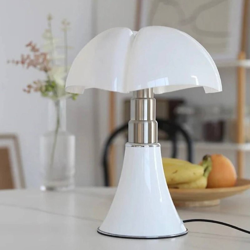 Elegante lámpara de escritorio floral, luz brillante ajustable