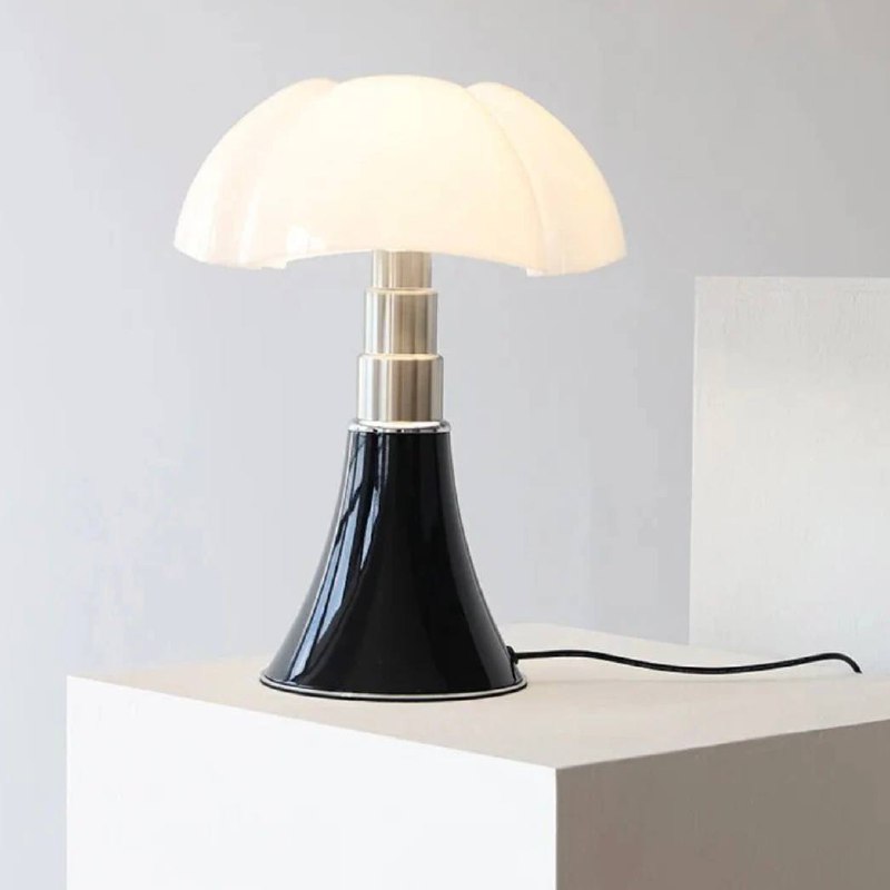 Elegante lámpara de escritorio floral, luz brillante ajustable
