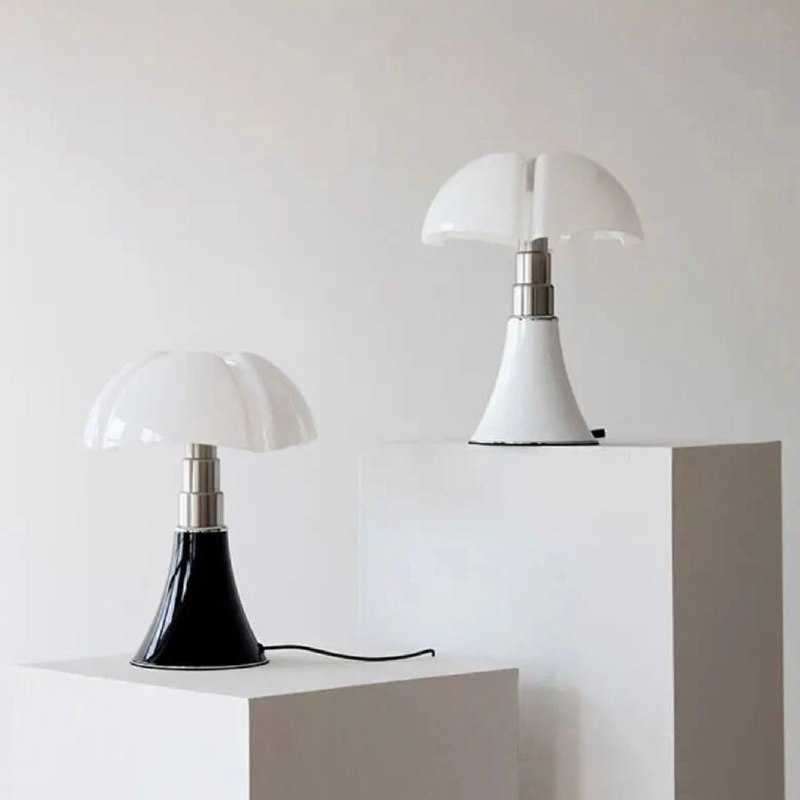 Elegante lámpara de escritorio floral, luz brillante ajustable
