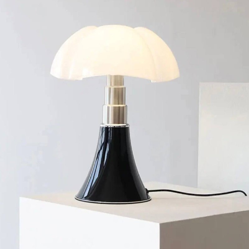 Elegante lámpara de escritorio floral, luz brillante ajustable