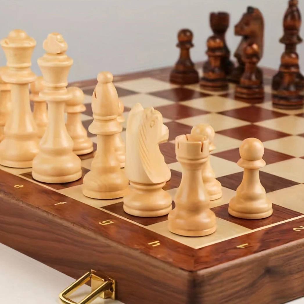Juego de ajedrez portátil de madera con piezas pesadas