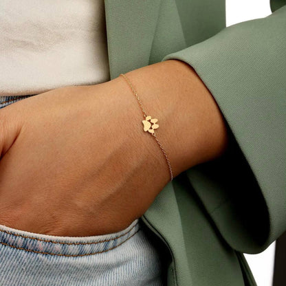 Pulsera con dije de pata de mascota grabada