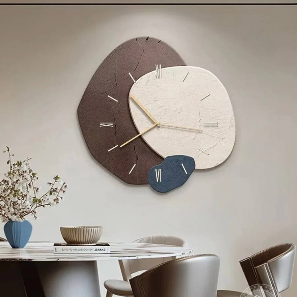 Reloj de pared de madera rústica con cálida luz LED