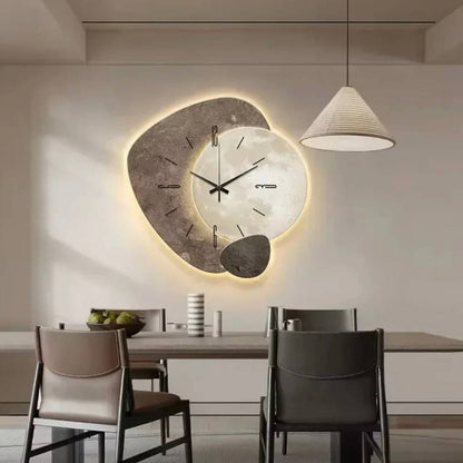 Reloj de pared de madera rústica con cálida luz LED