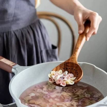 Juego de utensilios de cocina rústicos de madera, duraderos y elegantes