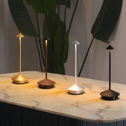 Lámpara de escritorio LED con atenuador táctil compacto