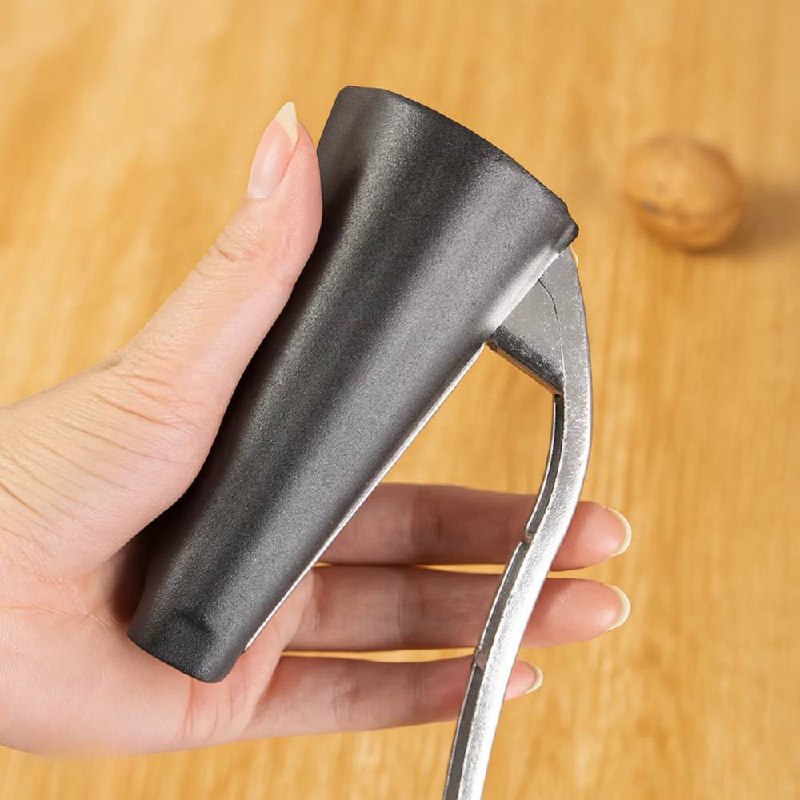 Herramienta sencilla para abrir tuercas de palanca