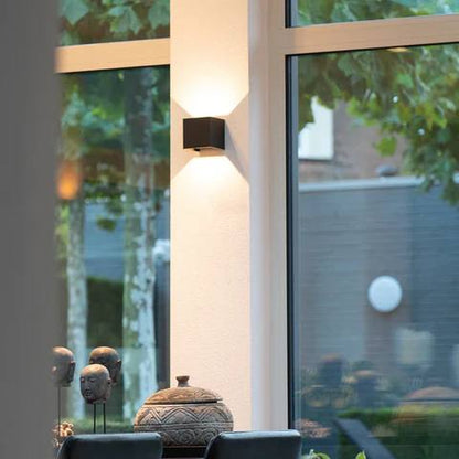Elegante lámpara de pared LED inalámbrica