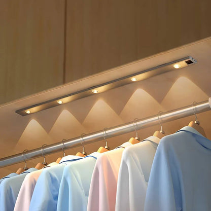 Luz nocturna LED con sensor de movimiento inteligente