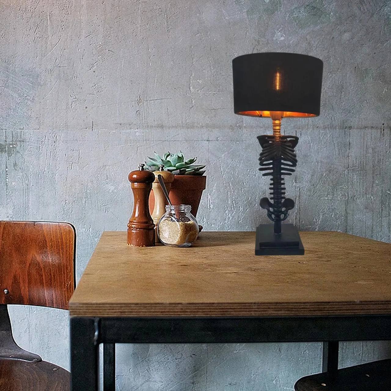 Lámpara de escritorio de calavera oscura, lámpara de decoración única