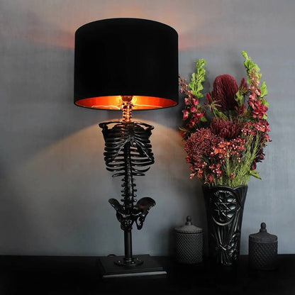 Lámpara de escritorio de calavera oscura, lámpara de decoración única
