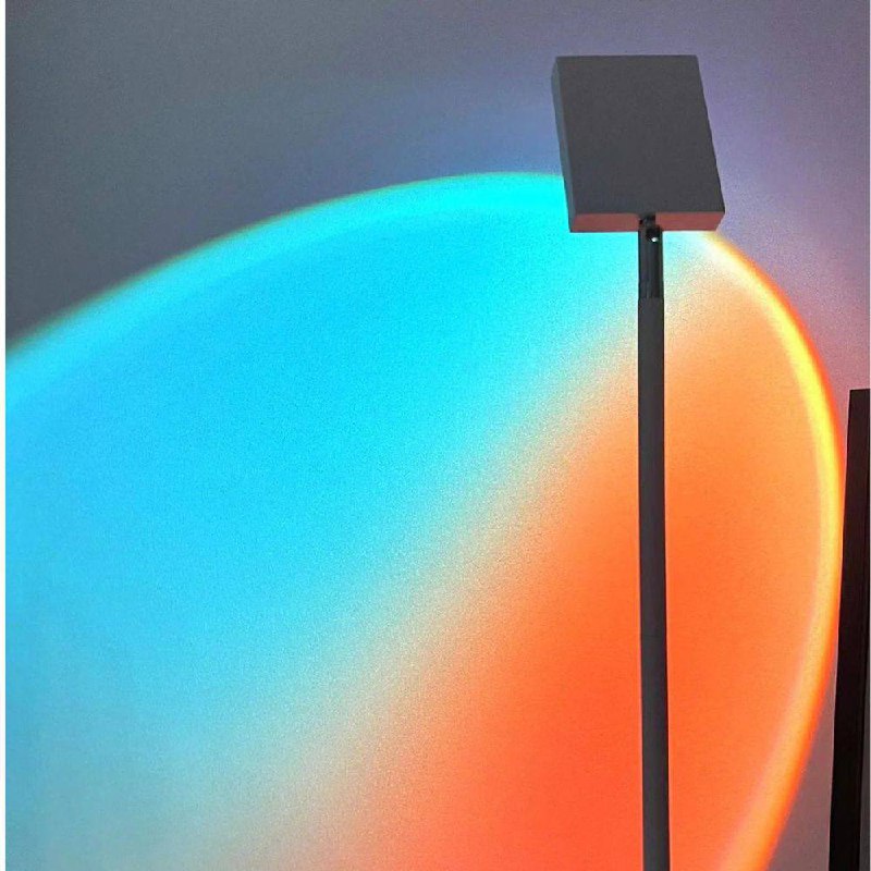 Elegante lámpara de pie LED con efecto de luz ambiental