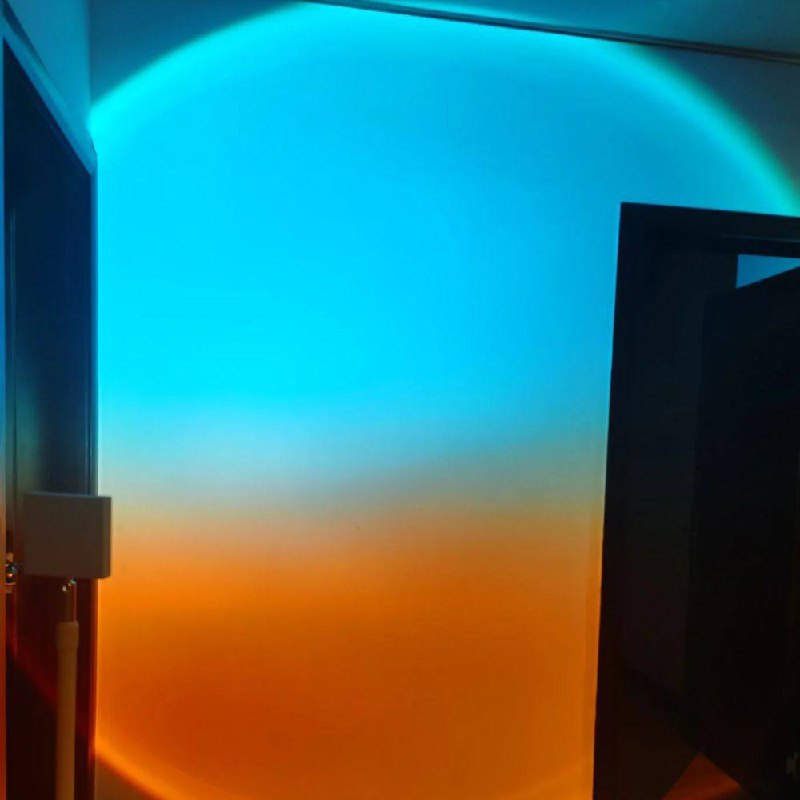 Elegante lámpara de pie LED con efecto de luz ambiental