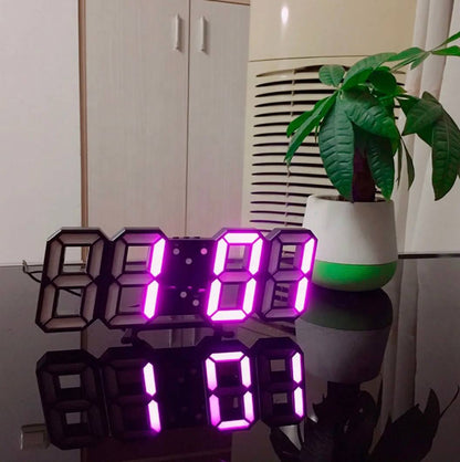 Reloj de pared LED contemporáneo con brillo ajustable