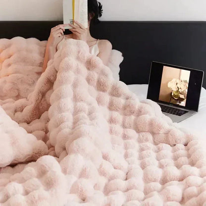 Plush Faux Fur Throw Blanket for Couch Bed Travel Lightweight Soft Fleece with Anti-Pilling