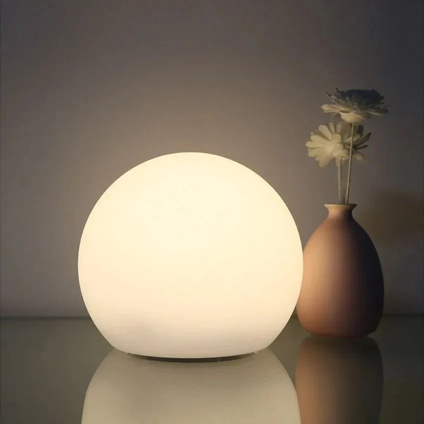 Lámpara LED esférica recargable con control remoto: luz ambiental de 16 colores para dormitorio, sala de estar y oficina