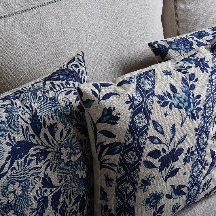 Throw Pillow Cover 18x18 Inches Blue Porcelain Print Linen Cotton Hidden Zipper for Couch Bedroom Chair Soft Textured Decorative Cushion Cas