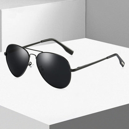 Polarized Aviator Sunglasses for Men & Women – UV400 Protection, Anti-Reflective Lenses, Scratch-Resistant Metal Frame