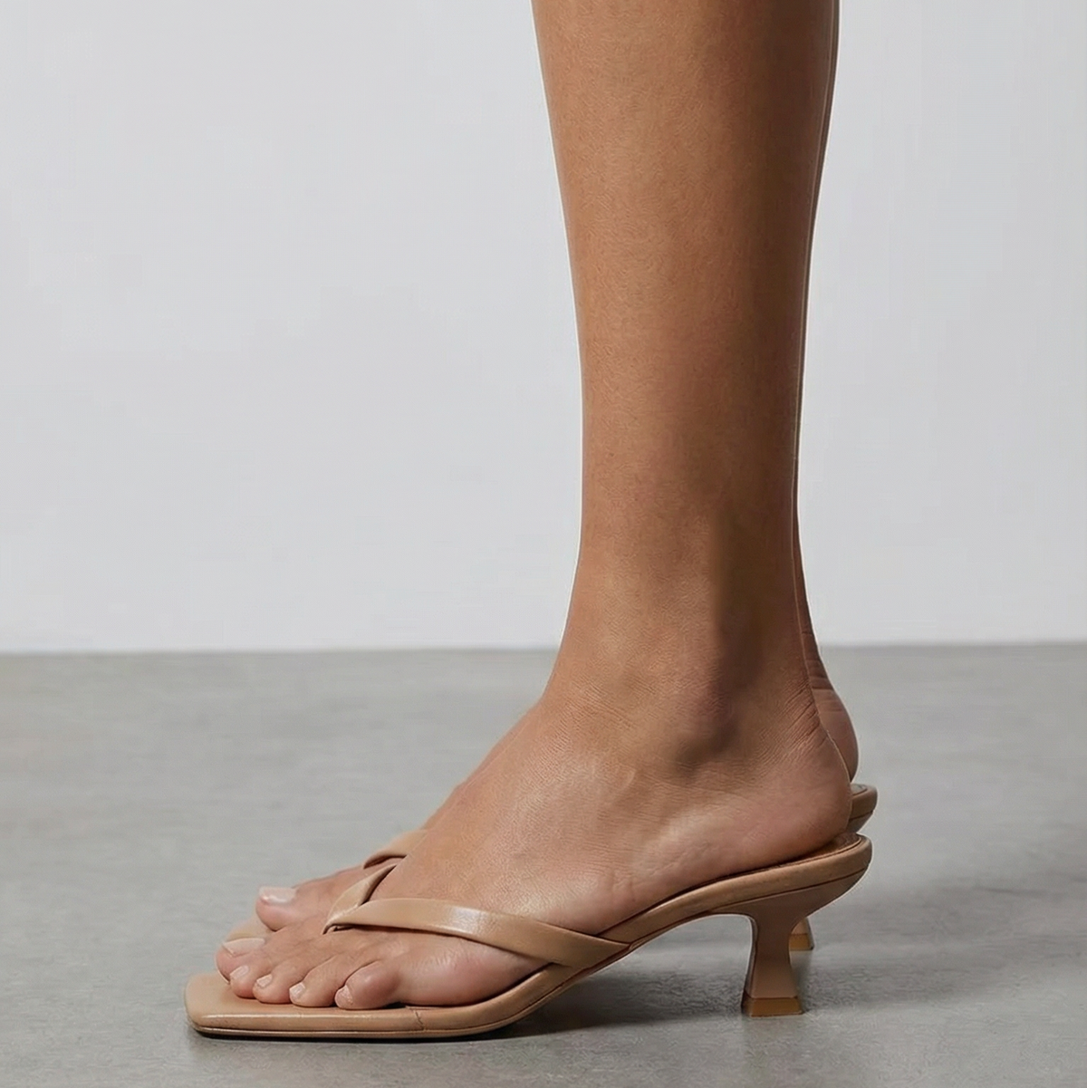 Women's Low Heel Sandals - Open Toe Strappy Heels for Summer - Dressy Casual Footwear for Ladies - Elegant Kitten Heel Shoes
