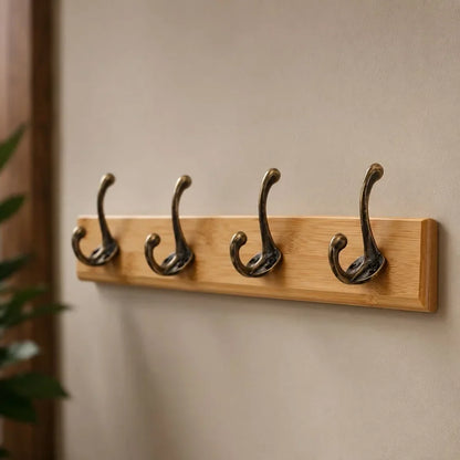 Perchero de pared de madera maciza para entrada, organizador para chaquetas, bufandas y bolsos con acabado de veta natural, opciones de 3, 4 y 5 ganchos, ideal para apartamentos y recibidores