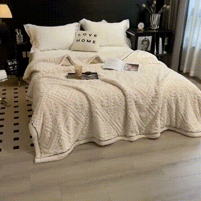 Vesper Velvet Blanket - Plush Sherpa Backing, Year-Round Comfort