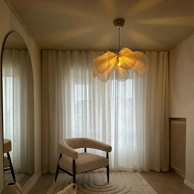 Vintage Fabric Pendant Light with Curved Shade – Warm Glow Ceiling Fixture for Dining Room, Bedroom & Reading Nook