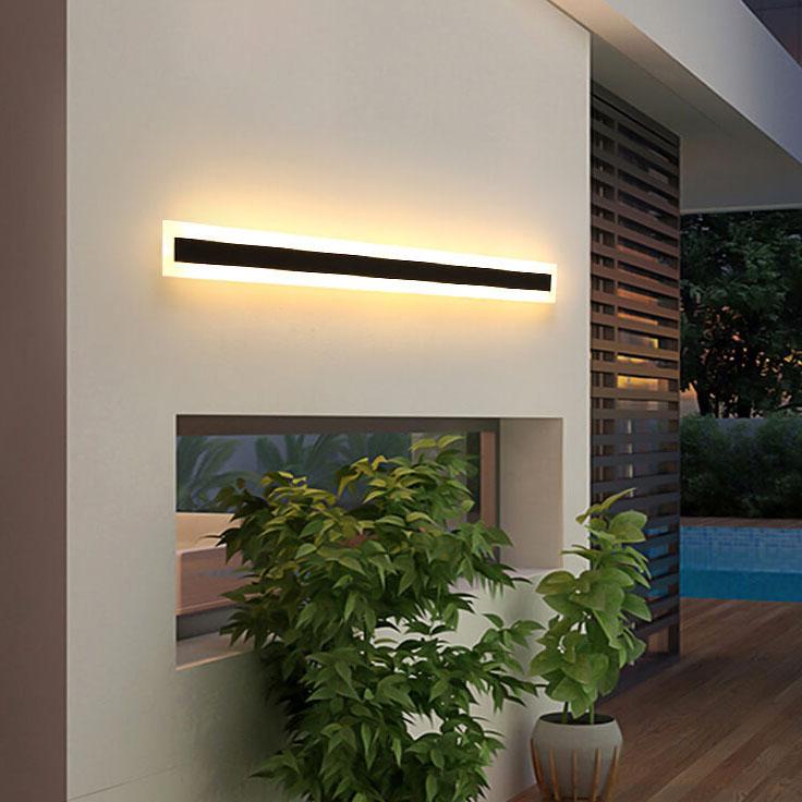 Vertical LED Outdoor Wall Light Fixture – Waterproof Aluminum Sconce for Home Facade, Patio & Entryway – Modern Architectural Exterior